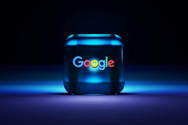 Иллюстрация к новости о споре Google и Евросоюза вокруг Android и ИИ-помощников