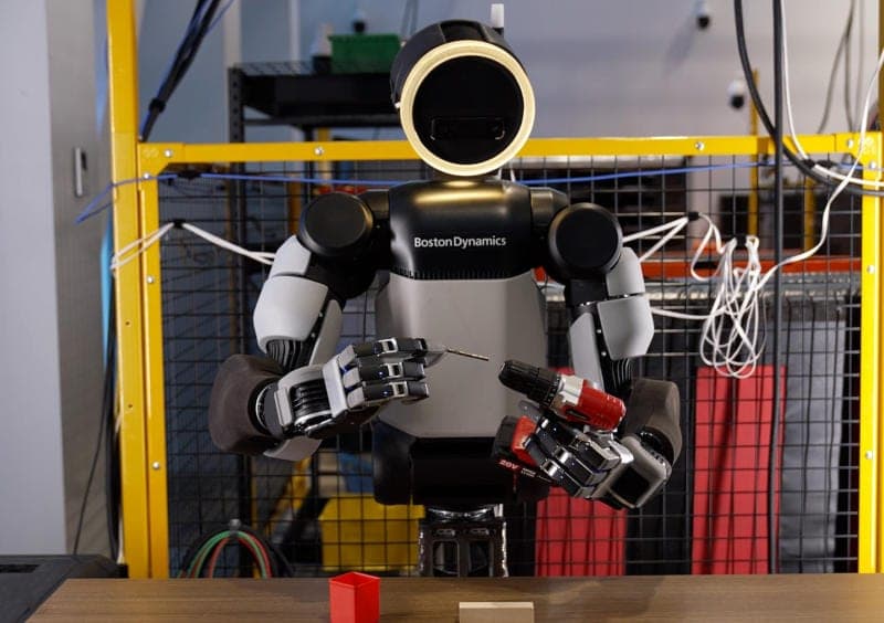 Четырёхпалая кисть руки человекоподобного робота Atlas от Boston Dynamics