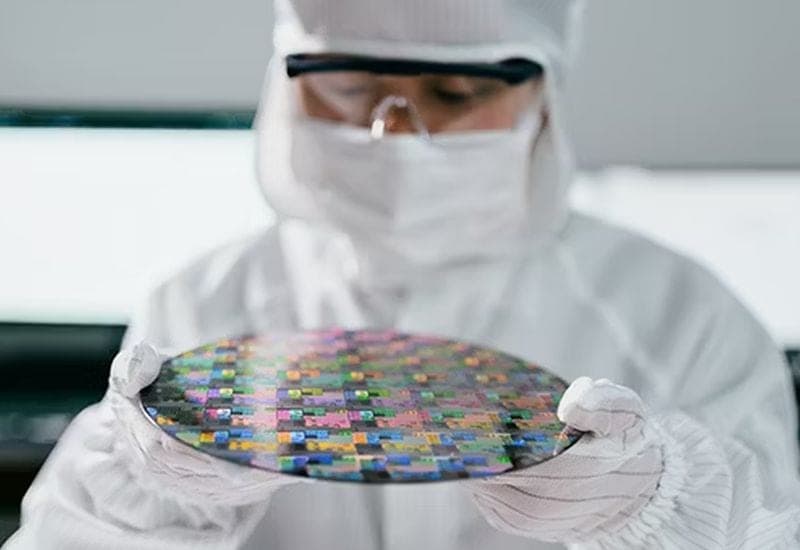 Микросхемы памяти Micron, дефицит которых сохранится до 2028 года