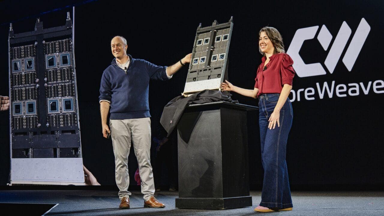 Стойка Nvidia Vera Rubin NVL72 с жидкостным охлаждением в дата-центре CoreWeave